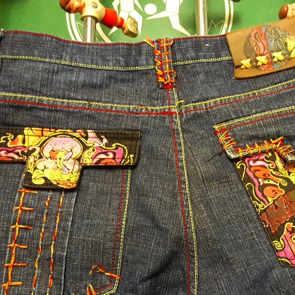 Men's Muskeen Originals *rare*